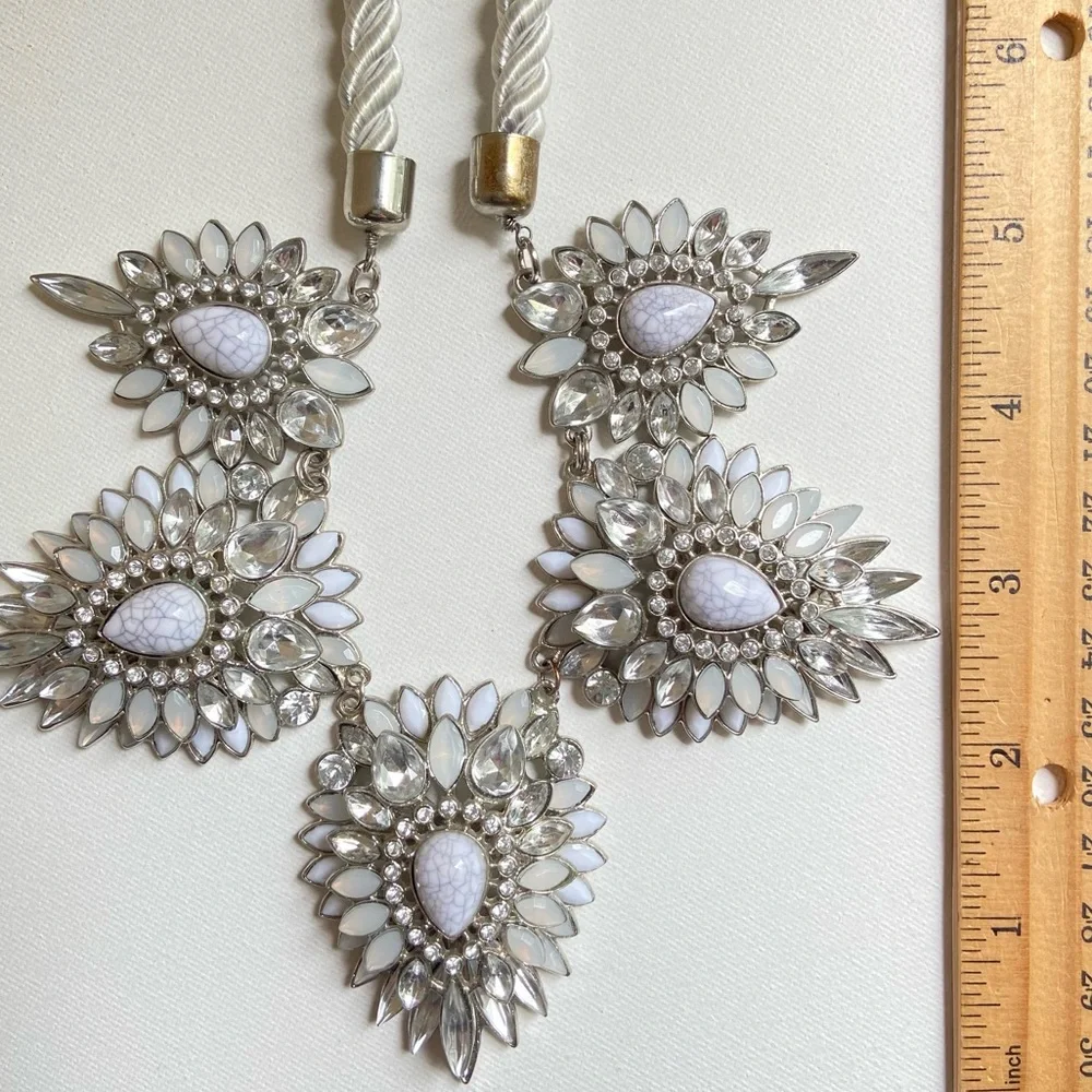 Chunky silvertone statement necklace with clear and gray rhinestone segments - Picture 7 of 9